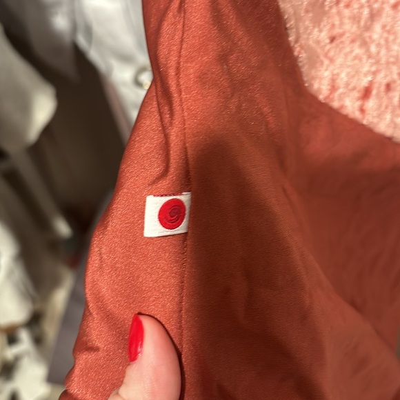 Pink and White Trim Yumiko Leotard - Picture 3 of 3